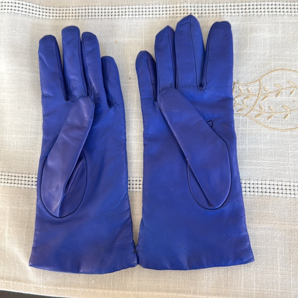 Leather gloves made in Italy -sermoneta